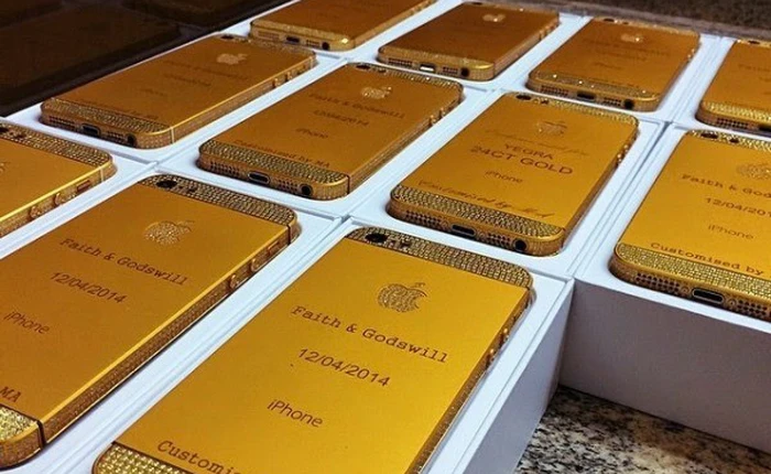 Đi ăn cưới được tặng iPhone 5s mạ vàng