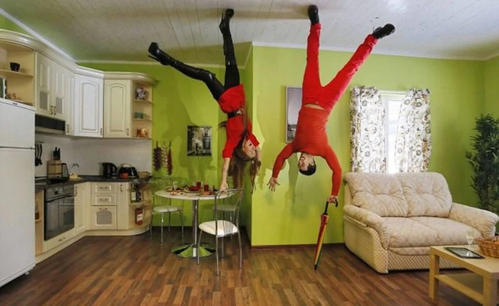 Xem ngồi nhà lộn ngược thú vị ở nước Nga