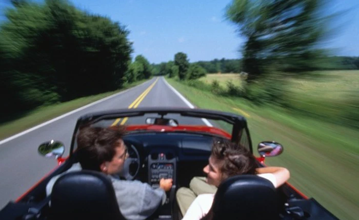 Nguyên nhân tâm lý khiến tuổi "trẻ trâu" có quyết định bốc đồng