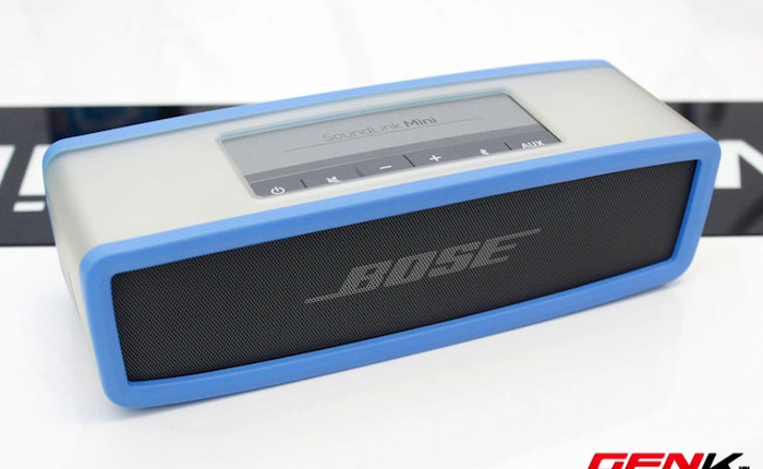 Mở hộp loa di động Bose SoundLink Mini cùng bộ phụ kiện độc đáo
