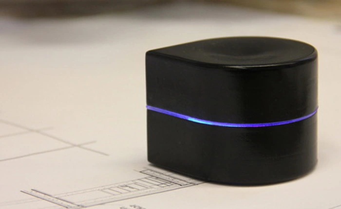 Pocket Printer: Máy in siêu di động, chạy được trên mặt giấy để in