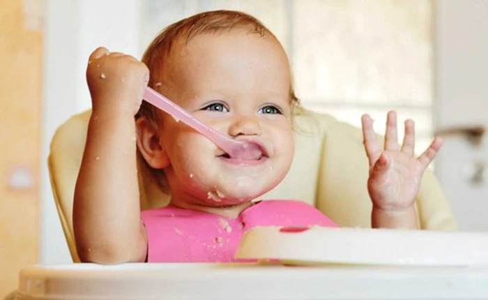 Hiểm họa từ niềm vui đăng ảnh khoe con lên Facebook