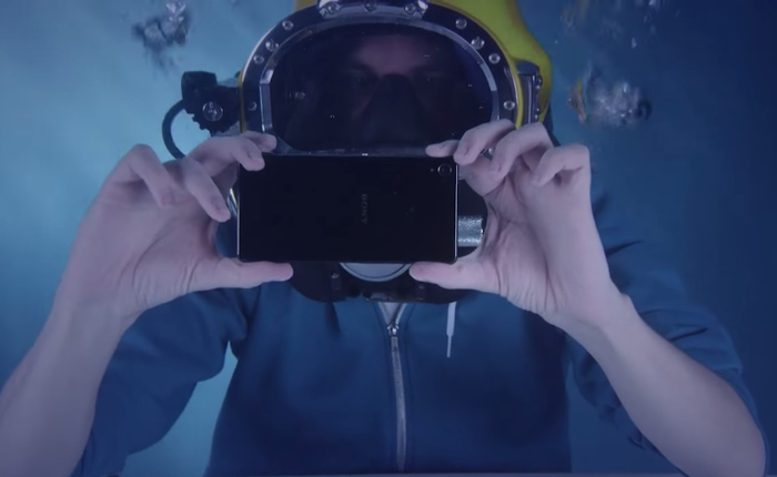 Cùng xem màn mở hộp Sony Xperia Z3 ở dưới nước