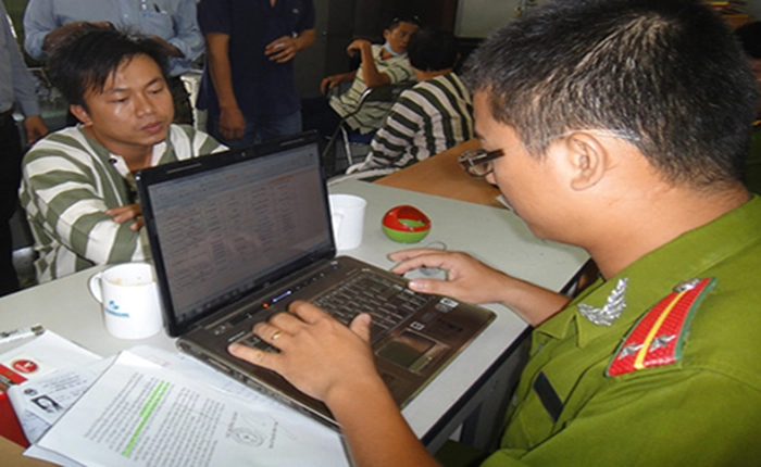 Nhận một cuộc điện thoại, mất hàng trăm triệu đồng