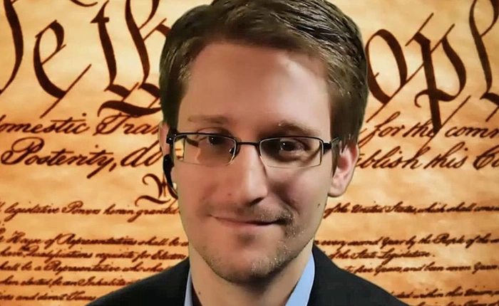 Hết tháng 7, cựu điệp viên Snowden sẽ đi về đâu?