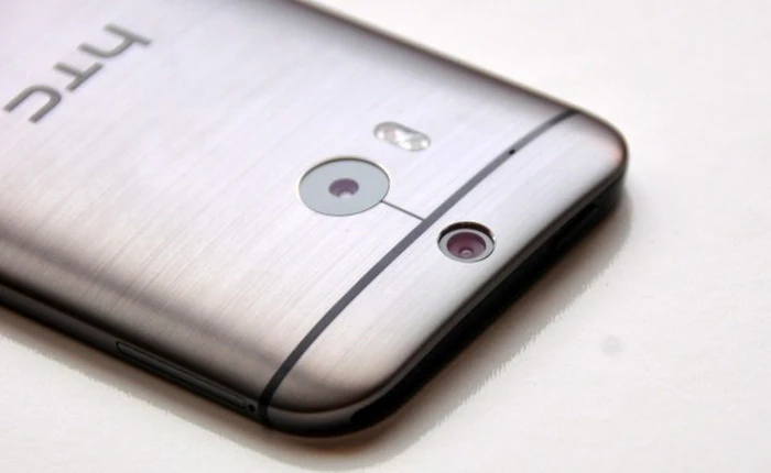 HTC M8 Eye camera kép 13MP ra mắt tháng 10