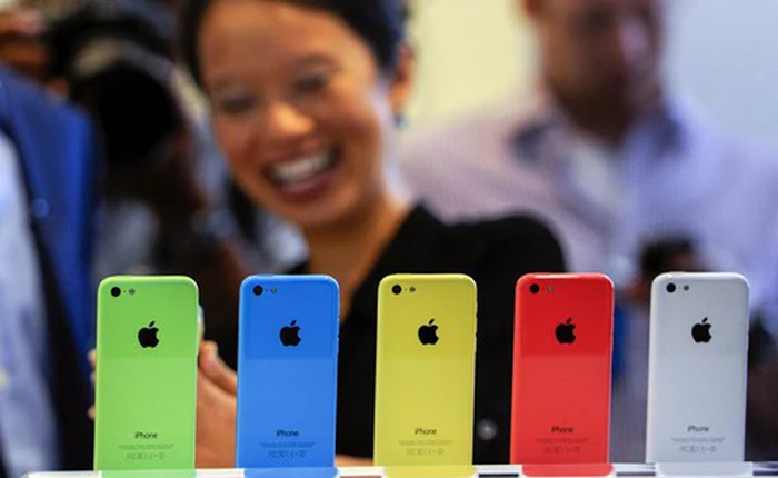 Dân nghèo vẫn “thích” iPhone hơn Samsung