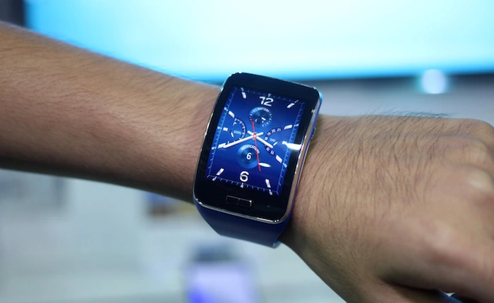 Cận cảnh Gear S tại Việt Nam, giá chính hãng 7,99 triệu đồng