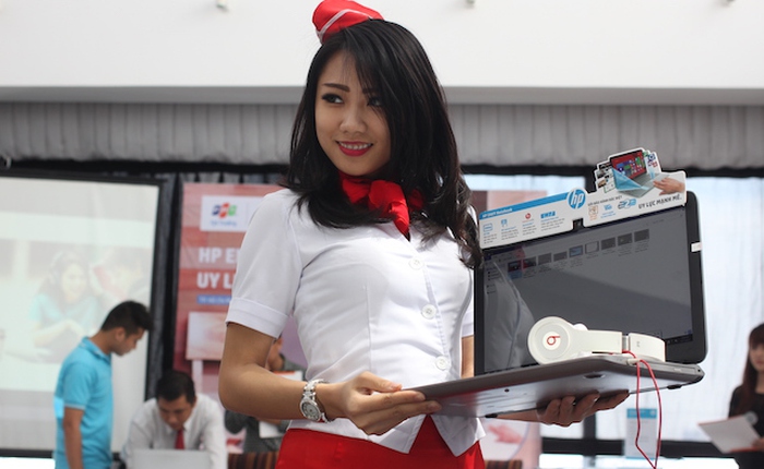 HP ra mắt dòng laptop giải trí Envy 15 mới