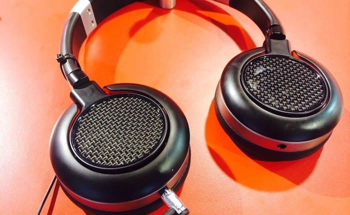 10 tai nghe nổi bật trình diễn tại CES 2014