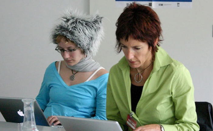 Nhân viên Microsoft không còn bị ép dùng đồ “của nhà trồng được”