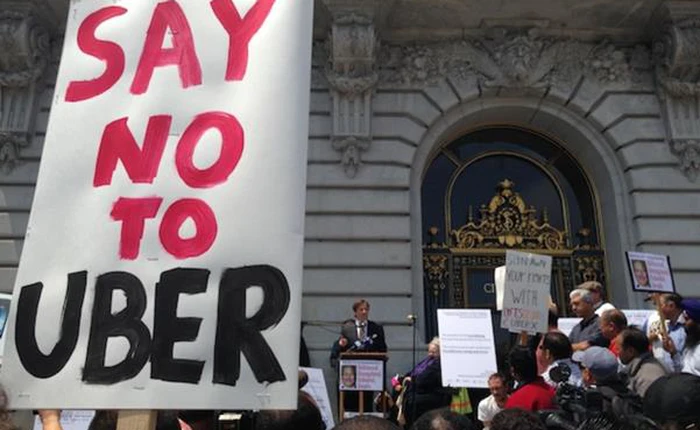 Sau bạo loạn tại Pháp, Uber phải nộp phạt 1,3 triệu USD