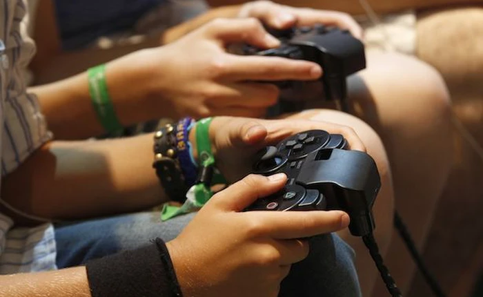 Chơi game bằng cơ xương chậu, tăng khả năng trong "chuyện ấy"