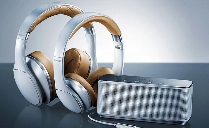 Samsung ra mắt tai nghe và loa Level, tuyên chiến với Beats - Apple
