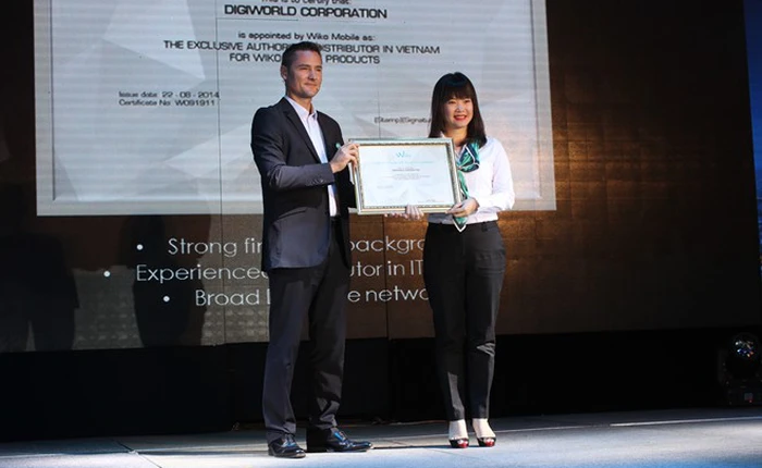 Loạt smartphone thương hiệu Pháp đến VN với giá từ 1,5 triệu