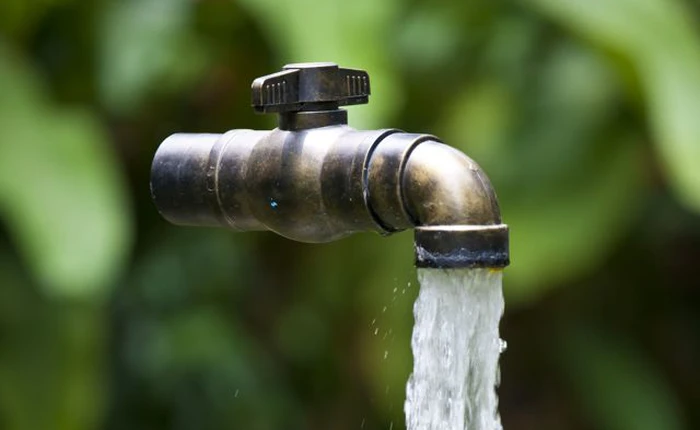 Choáng váng với bí mật "nước tàng hình"