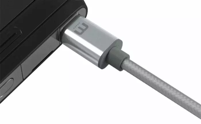 Ra mắt cáp micro-USB độc đáo, có thể cắm 2 chiều