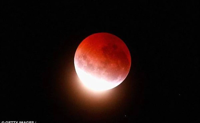 “Siêu Mặt trăng máu” sắp xuất hiện lần đầu tiên trong 30 năm qua