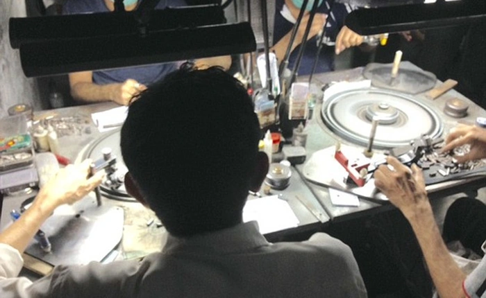 Bí mật trong những lò "nuôi" kim cương chỉ vài tuần là xuất xưởng