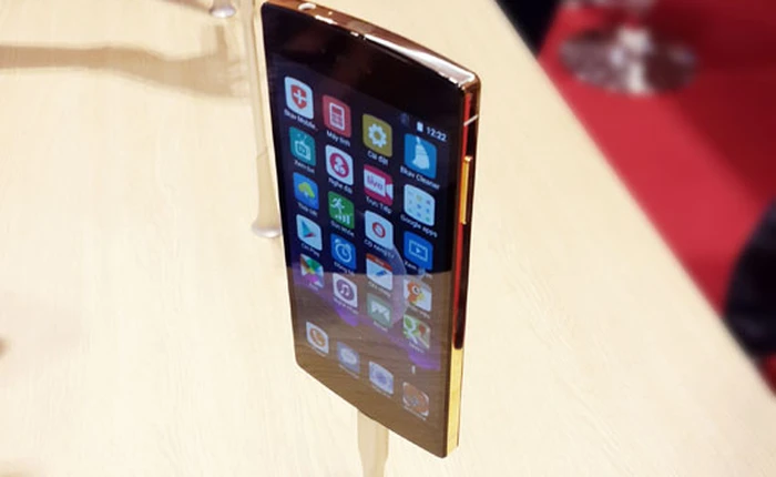 Gần 12.000 chiếc Bphone đã được đặt mua, có 2.400 phiên bản mạ vàng 24K