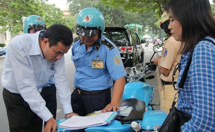 Uber im lặng, người dùng lo ngại đi dịch vụ này tại Việt Nam sẽ gặp nguy hiểm