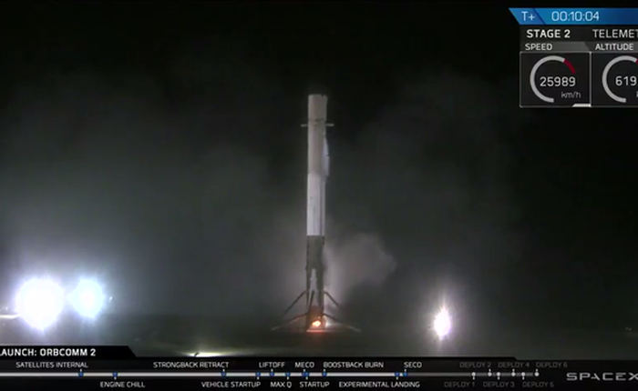 SpaceX hạ cánh thành công tên lửa Falcon 9, bước ngoặt vĩ đại của ngành hàng không vũ trụ