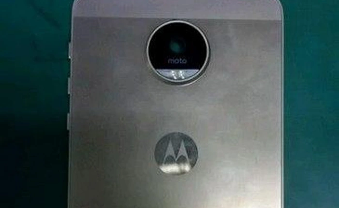 Lộ ảnh thực tế Moto X 2016: vỏ kim loại, cụm camera siêu lớn