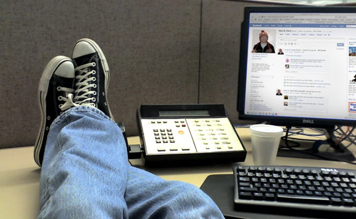 "Facebook At Work" đã có trên Android và iOS: làm giàu không khó cùng Mark Zukerberg