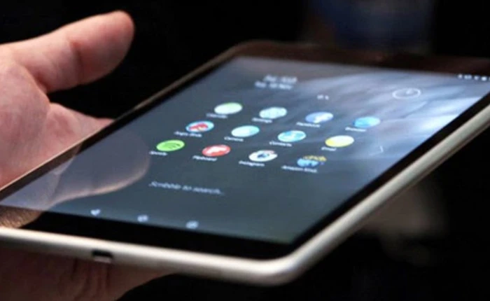 Vừa bán lại, Nokia N1 tiếp tục cháy hàng