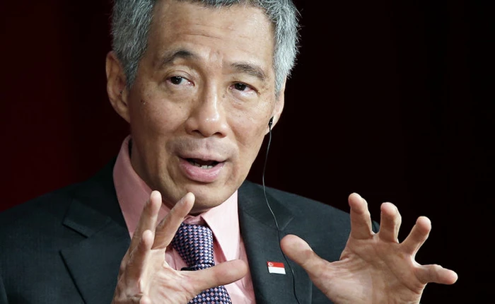 Thủ tướng Singapore bất ngờ trổ tài tự "code", gây bão mạng xã hội