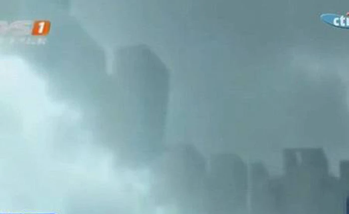 Vì sao hàng nghìn người Trung Quốc nhìn thấy thành phố biết bay?