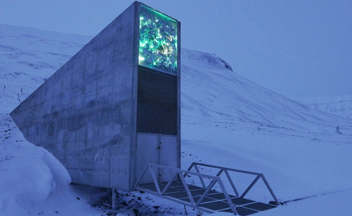 Khám phá bên trong căn hầm "chống Tận thế" chỉ với 1 bức ảnh