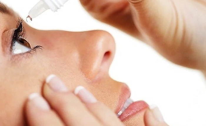 Mắt người có thể nhìn thấy ánh sáng ngọn nến từ khoảng cách bao xa?