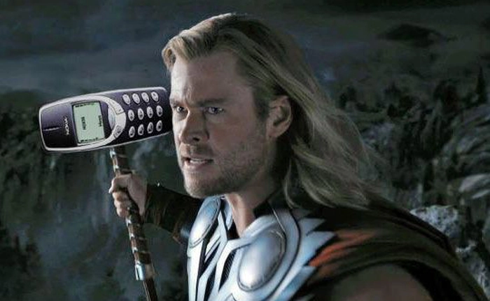 Bộ ảnh cười chảy nước mắt mừng sinh nhật điện thoại "cục gạch" huyền thoại