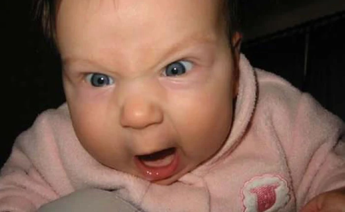 [Ảnh GIF] Cười vỡ bụng với trò đùa của những vị phụ huynh tinh quái