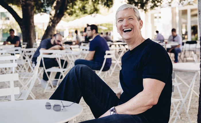 Hướng dẫn cách ăn mặc để giống CEO đầy quyền lực Tim Cook