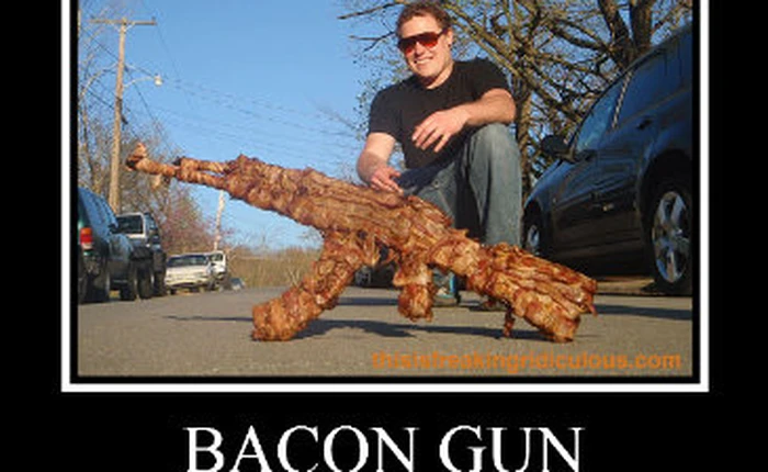 [Video] Nướng thịt kiểu mới bằng súng M16