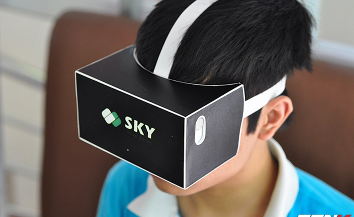 Gặp gỡ 2 sinh viên Đại Học Quốc Gia tự sản xuất kính thực tế ảo Made in Việt Nam