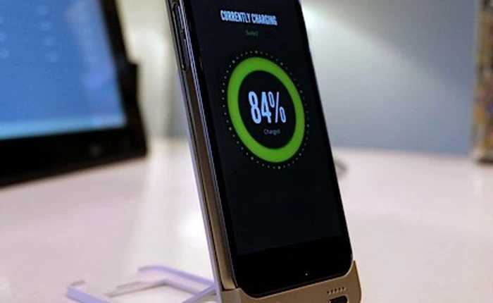 Energous WattUp: Sạc không dây cho mọi loại thiết bị trong bán kính 6m