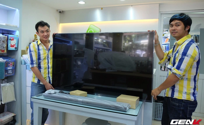 Mở hộp Mi TV 3 đầu tiên vừa có hàng tại Việt Nam: Mỏng đáng sợ, giá 27 triệu