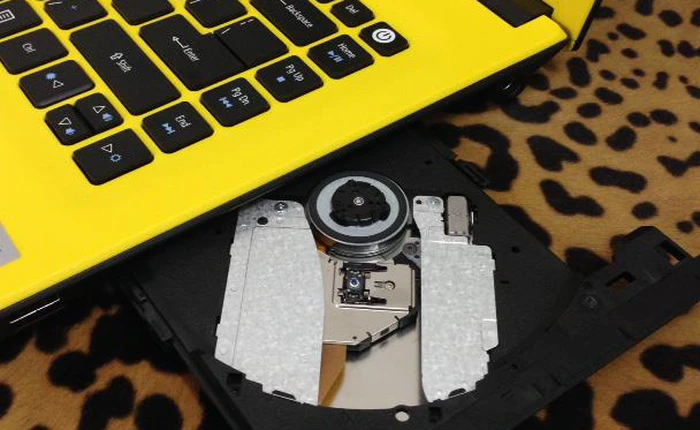 Acer Aspire E5-573: Sự cách tân đáng chú ý đến từ Acer