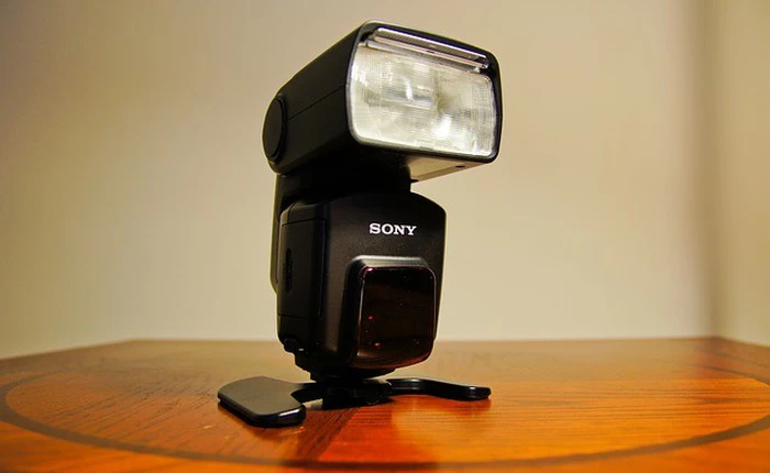 Lịch sử của đèn Flash - từ thuốc nổ cho đến điốt phát quang