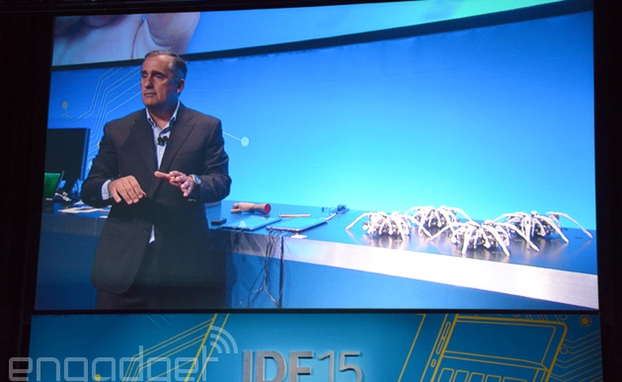 Intel tiết lộ vòng tay thông minh điều khiển được robot