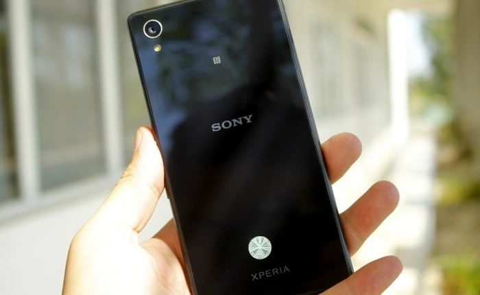 Mở hộp Sony Xperia M4 Aqua: bản sao của siêu phẩm Z3