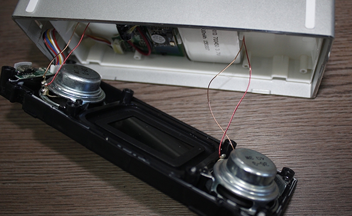 Mổ bụng loa bluetooth Xiaomi - Cấu tạo gọn nhẹ, hợp với nhạc tiết tấu chậm!