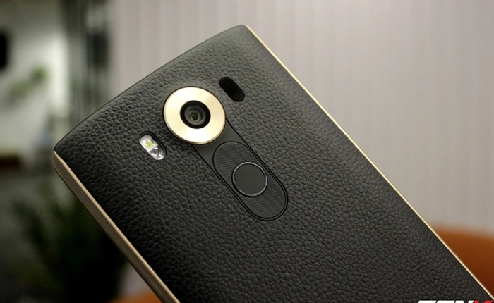 LG V10 nắp lưng da: Chiếc Vertu đen của LG tại Việt Nam