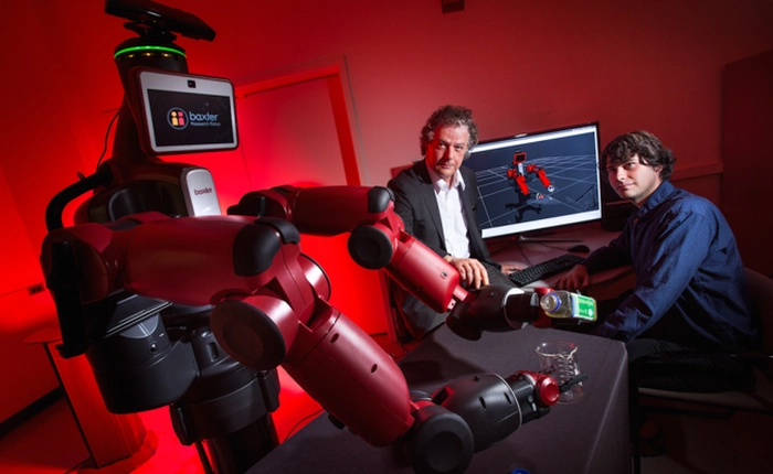 Robot tự học trộn salad sau khi xem clip trên Youtube