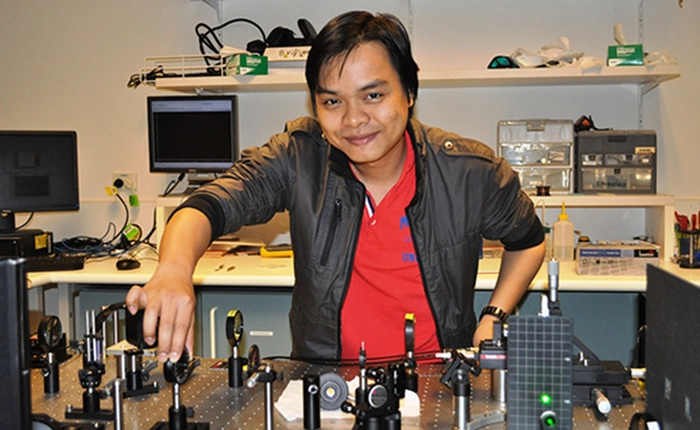 Nghiên cứu sinh Việt Nam tìm ra vật liệu chế tạo siêu máy tính quang lượng tử