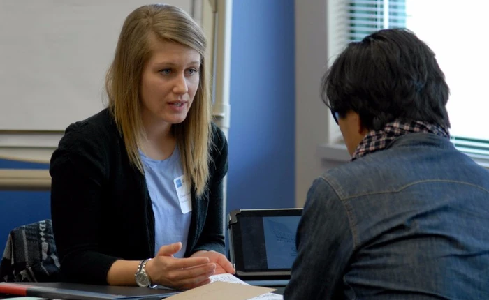 12 mẹo vận dụng ngôn ngữ cơ thể, giúp bạn có buổi phỏng vấn thành công