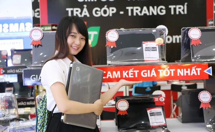 Bất ngờ trúng smartphone khi mua laptop tại FPT Shop